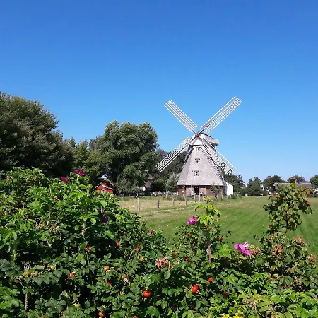 Delightful In Niehagen Near Seabeach *